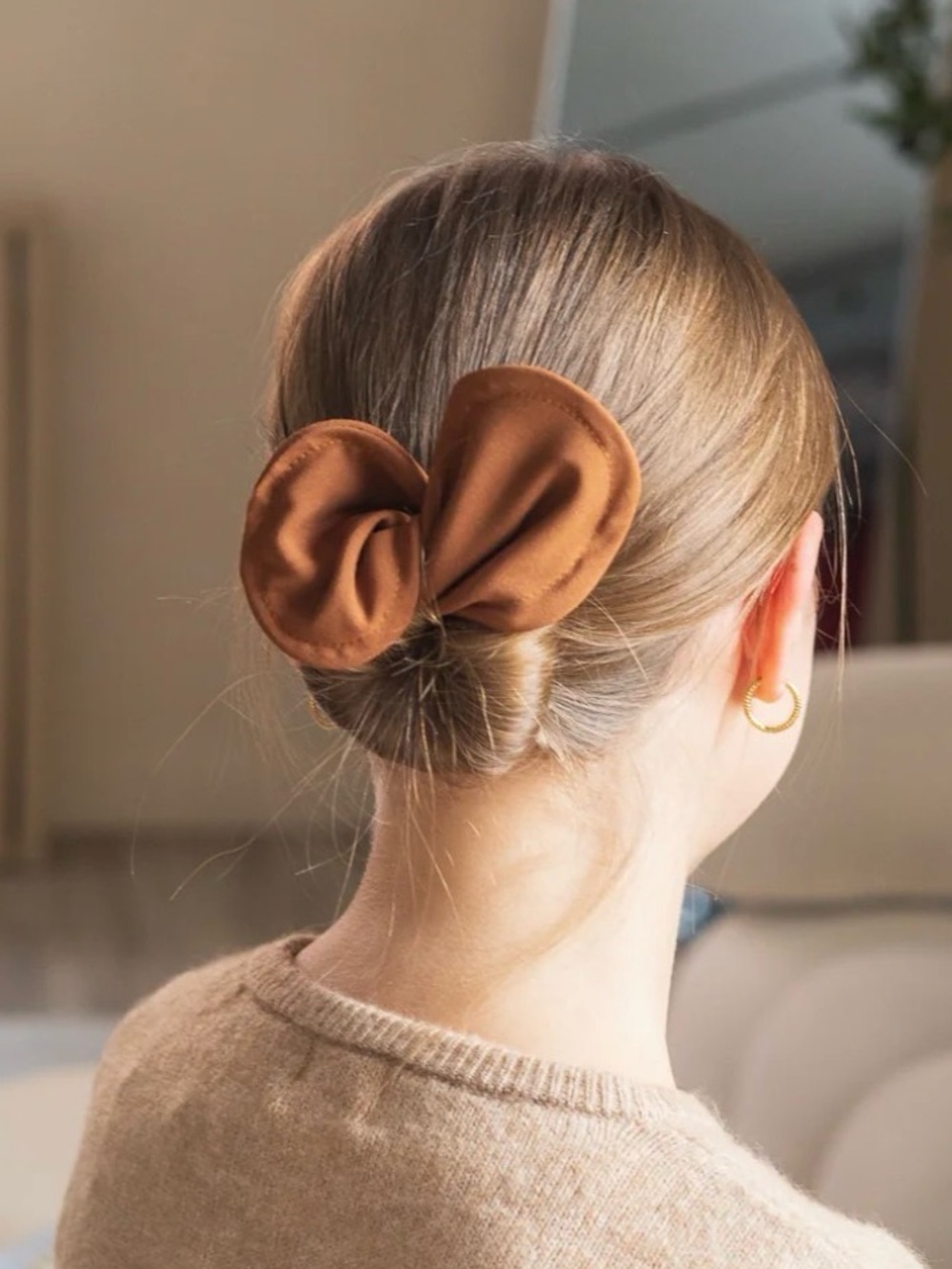 NWT Gibou, Deft bun accessory